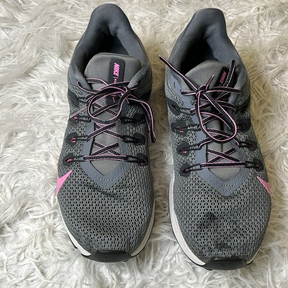 Used - Picture 2 of 6